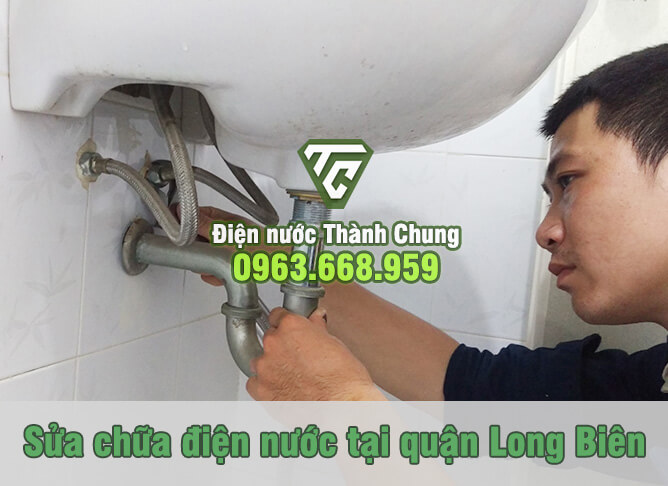 Lắp vòi sen, vòi + chậu rửa mặt, giá treo nhà vệ sinh tại quận Long Biên